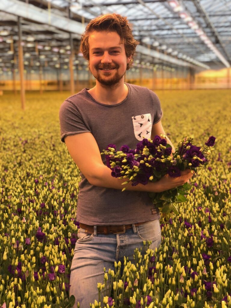 Onze Lisianthus bloementeler Jelle Pippel heeft bijna iedere week een plekje in de boeketten van Bloemenvandeteler.nl